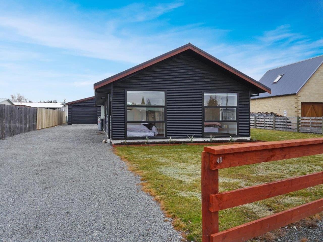 Townhouse Feel In Irishman Villa Twizel Buitenkant foto